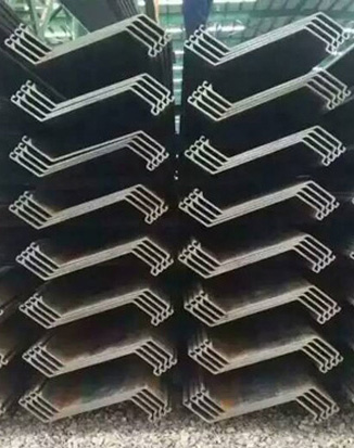 鋼闆樁